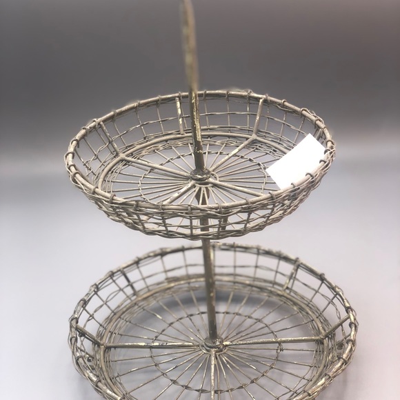 Vintage Heart Two Tier Serving Stand - Picture 3 of 14